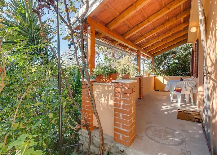 Pepi 아파트 말리로시니